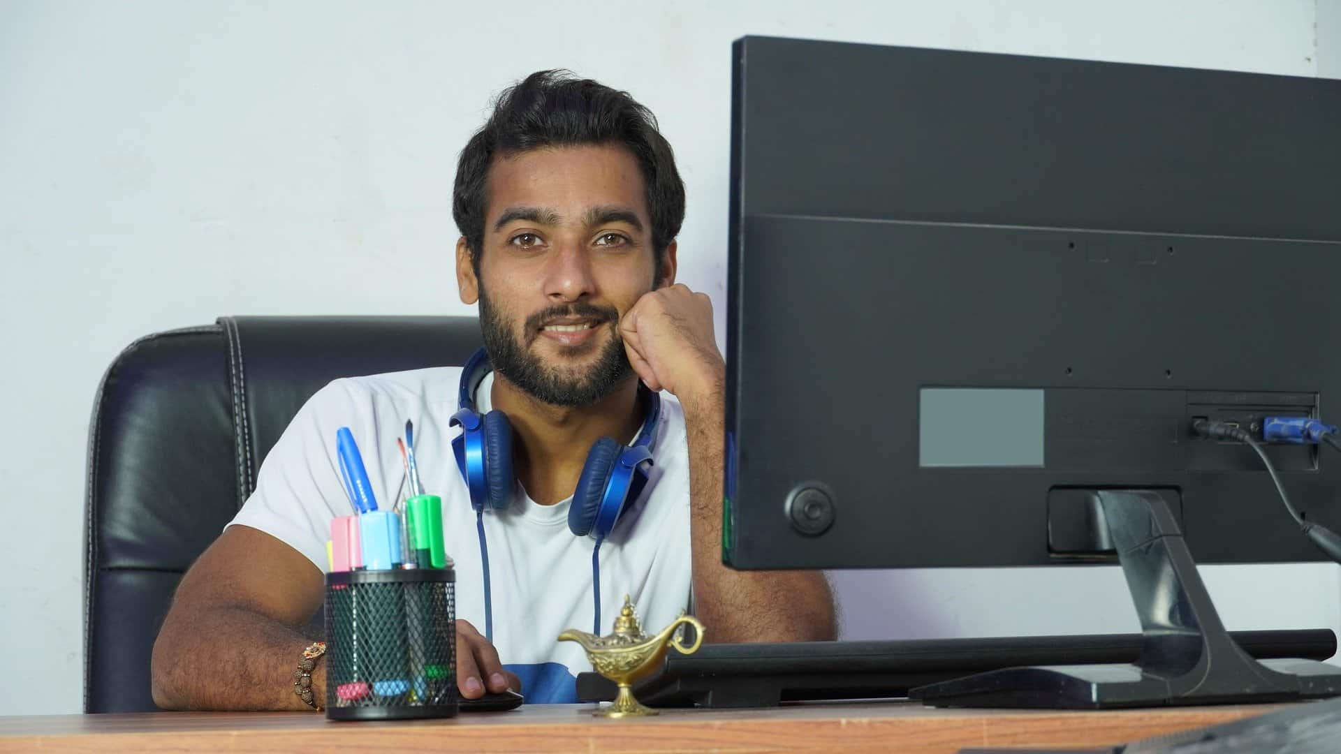 Online therapist